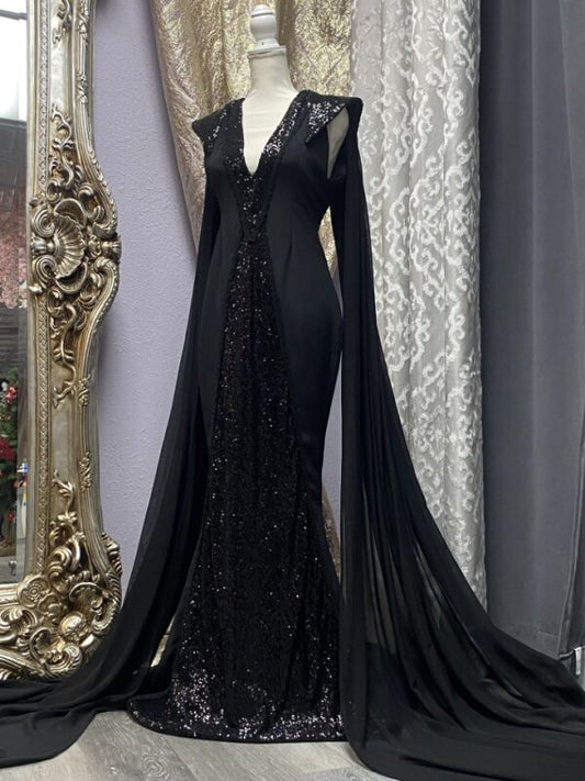 Regalia Gown - Black