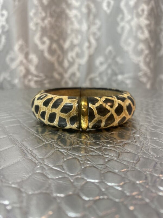 Buffalo Horn Bangle Animal Print W Brass - Cheetah Print