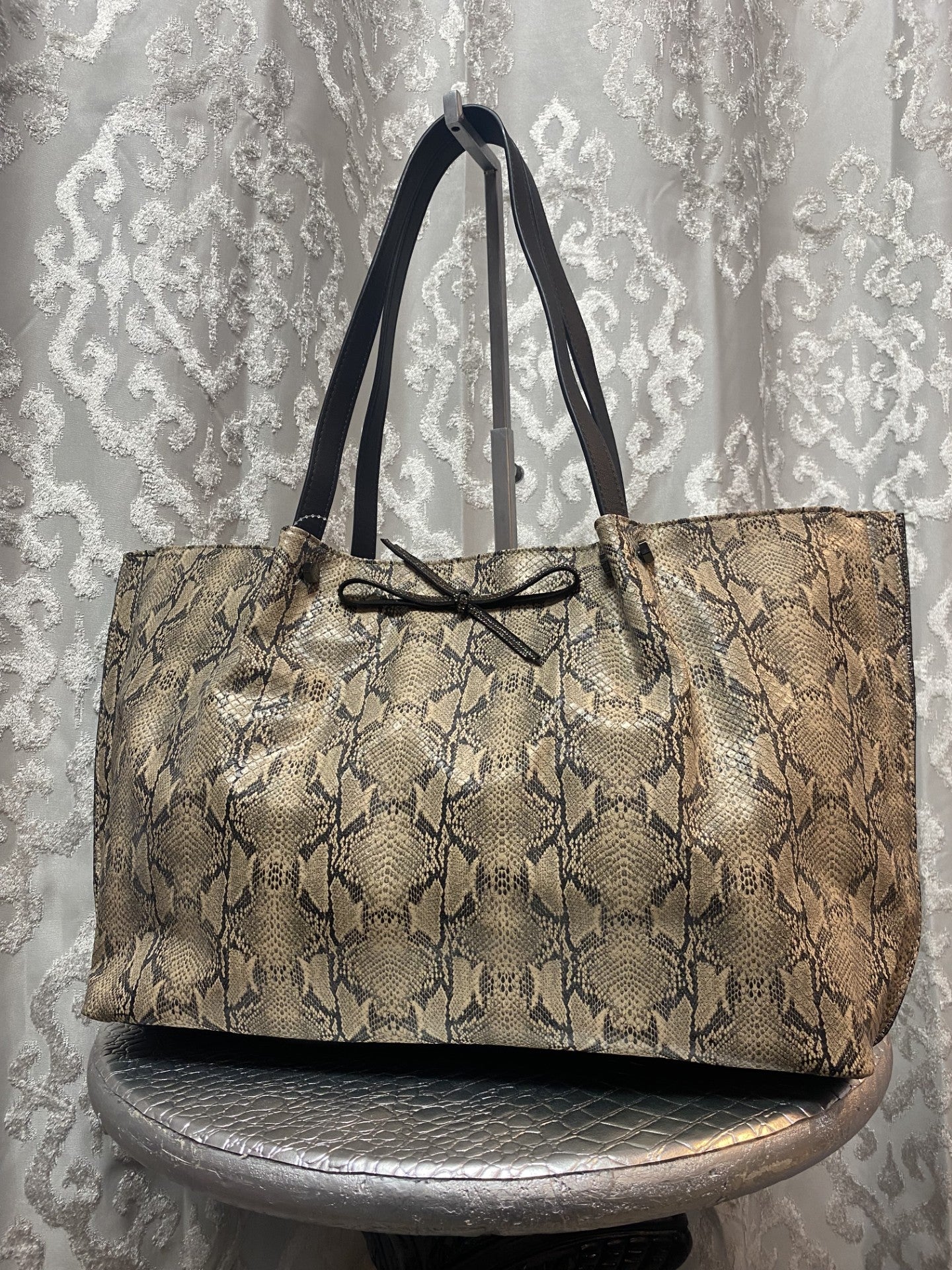 Large Lepard Leather Purse